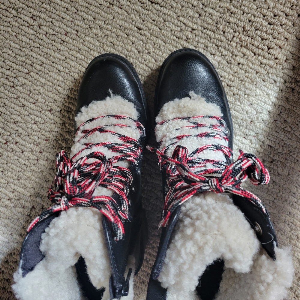 Universal Thread boots - Picture 8 of 8